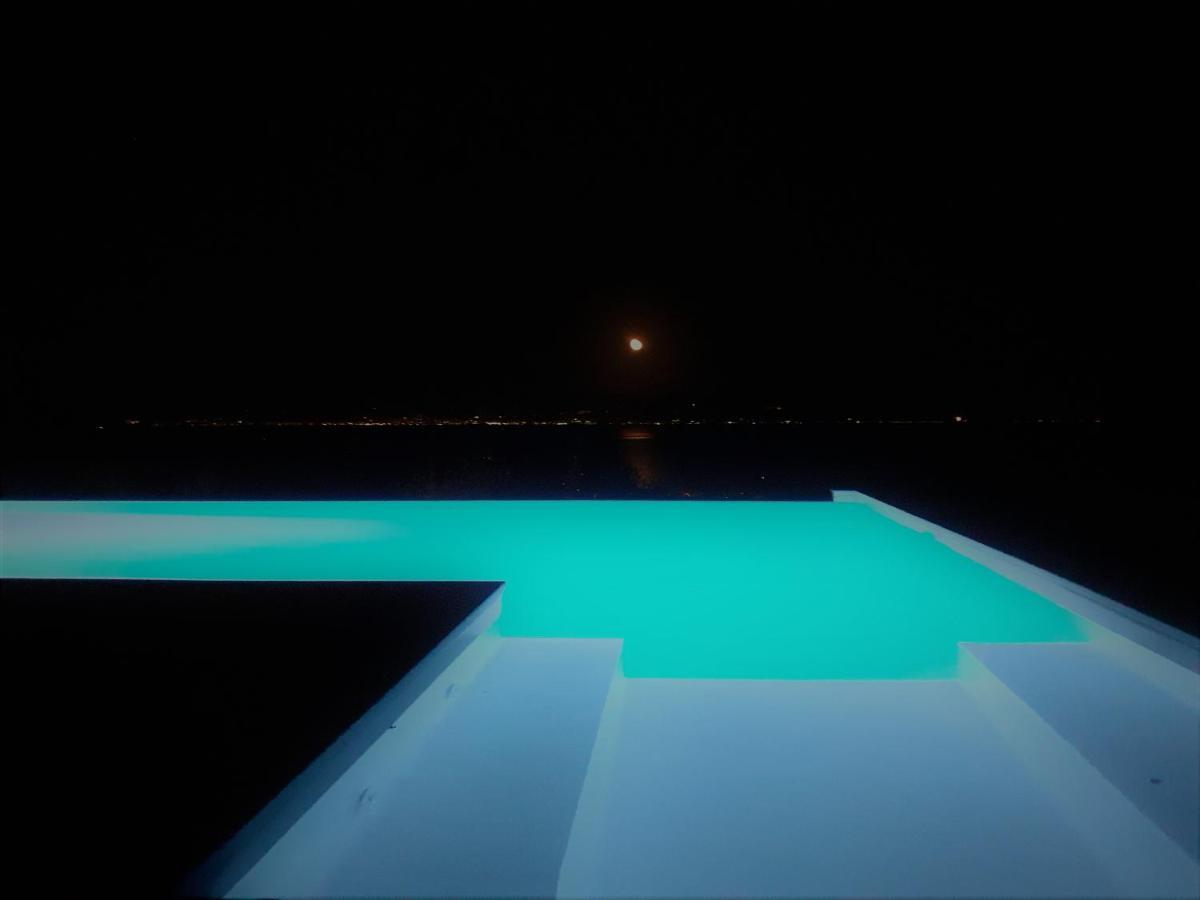 Villa Infinity ∞ Santa Teresa Di Riva Εξωτερικό φωτογραφία