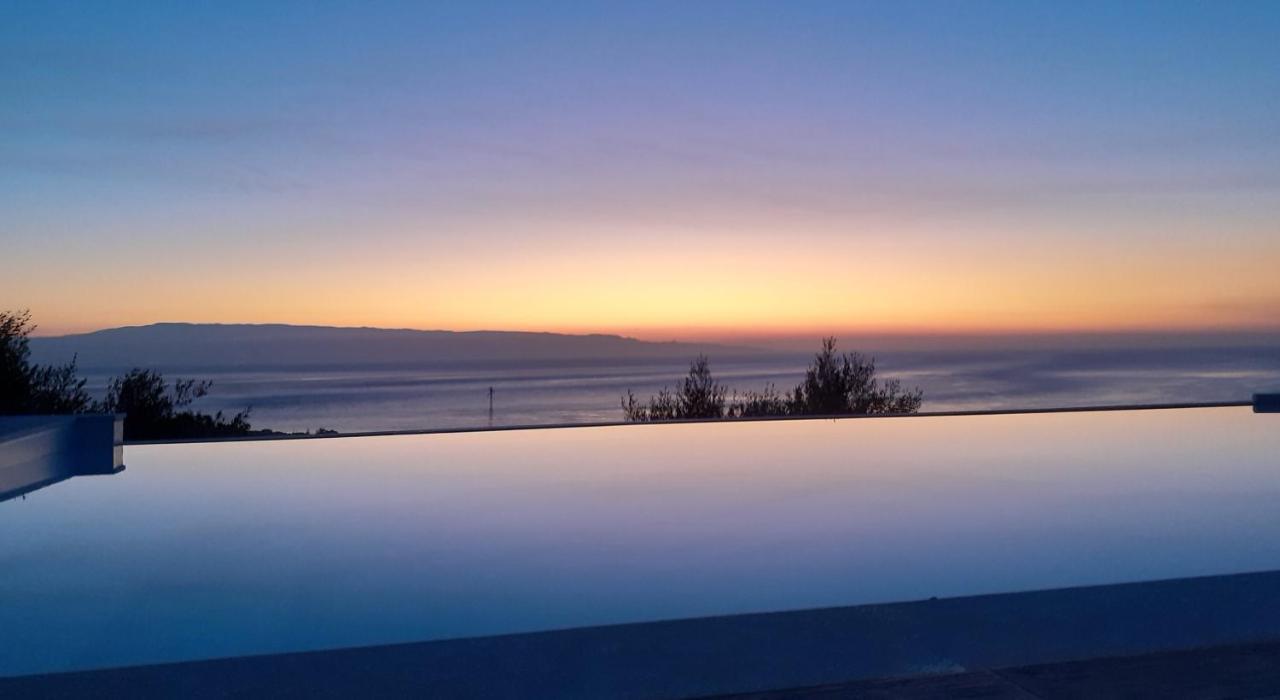 Villa Infinity ∞ Santa Teresa Di Riva Εξωτερικό φωτογραφία